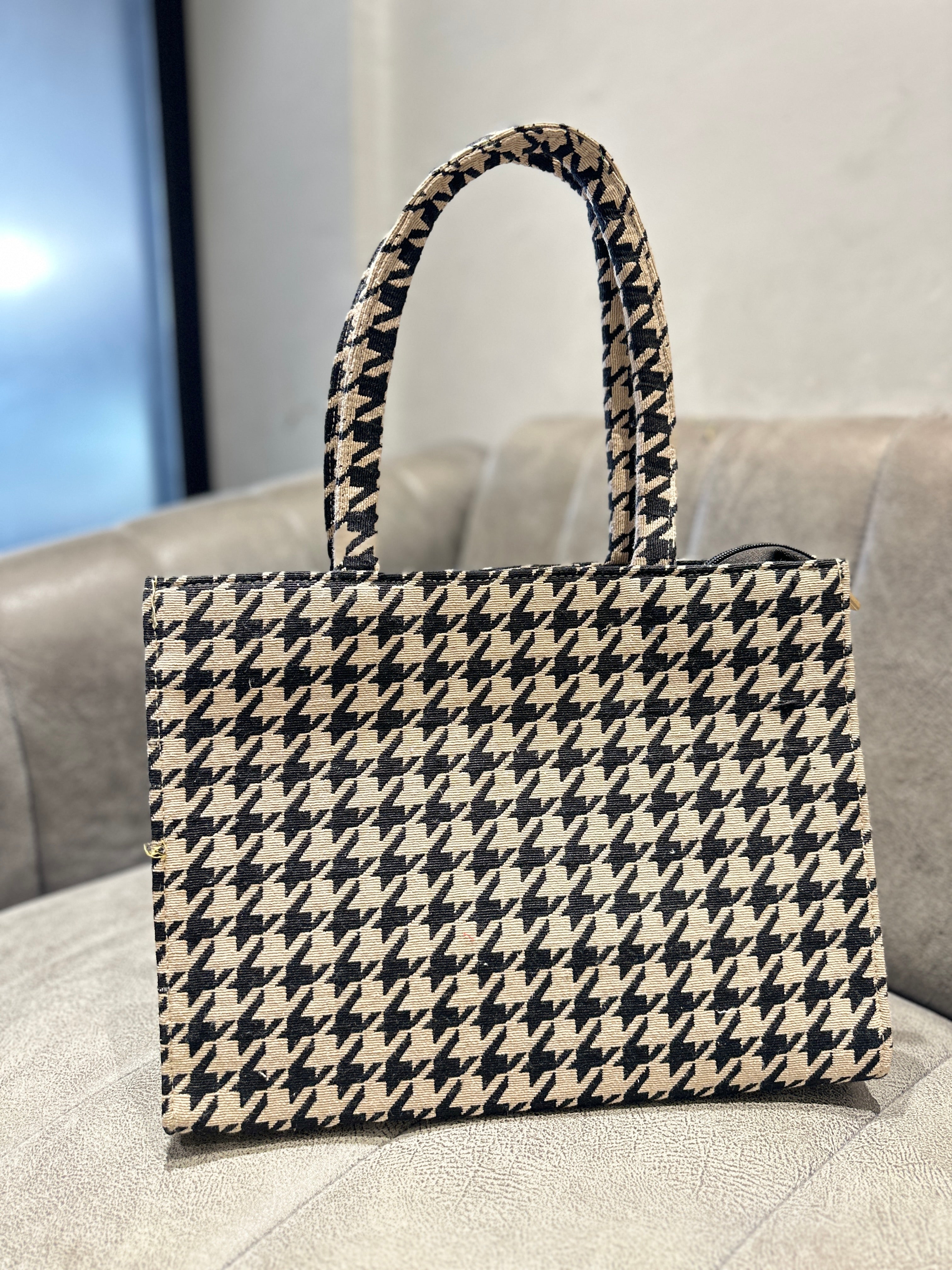 Modern Minimal Houndstooth Jacquard Handbag | vegosis